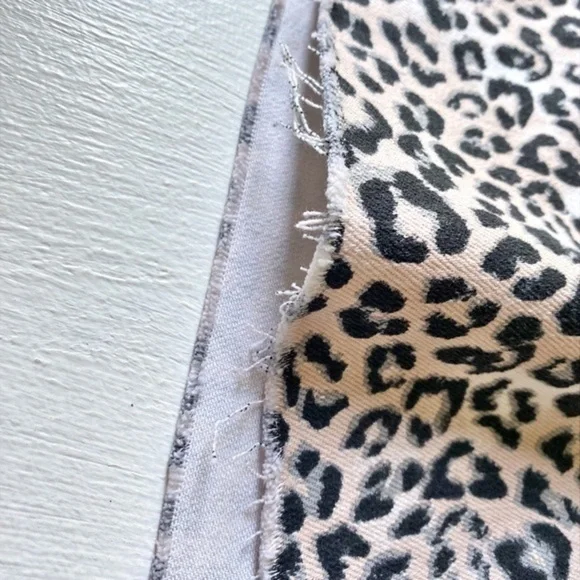 Express Straight Mini Mid Rise Animal Print Stretch Skirt - Picture 9 of 9